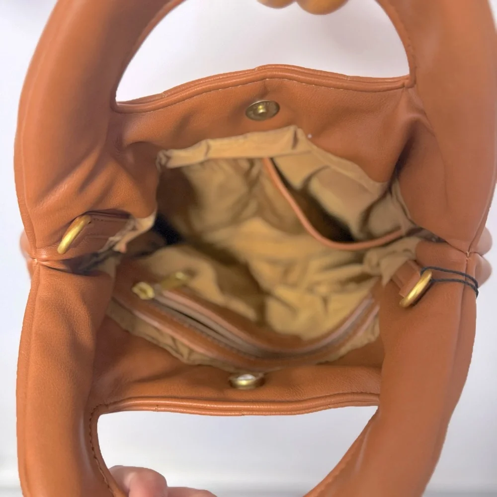 Fawn Design LIMITED EDITION The Quilted Handbag Puffy NWT - Picture 4 of 4